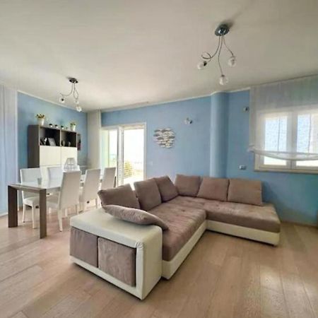 Sigis House - Independent Apartment Sea View Fiumicino Esterno foto